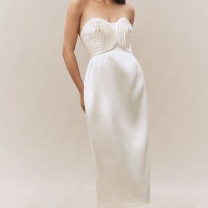 Elegant Strapless White Dress